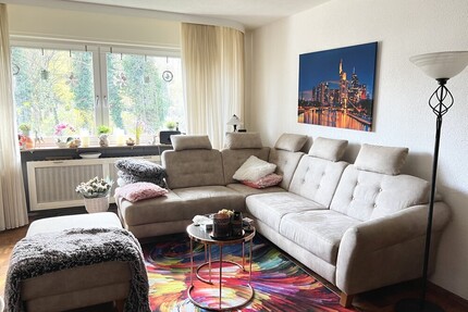 Doppelhaushälfte in Bestlage von Dreieich-Buchschlag mit großem Grundstück & Ausbaupotenzial!