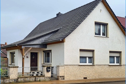 Der Anfang ist gemacht! Einfamilienhaus mit Garage und Garten in Ausleben.