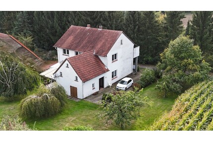 Einfamilienhaus mit Potenzial – ruhige Lage, nur ein Nachbar - Hüllhorst