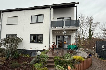 Kelkheim: Familien aufgepasst!! Schöne Doppelhaushälfte in gesuchter Wohnlage