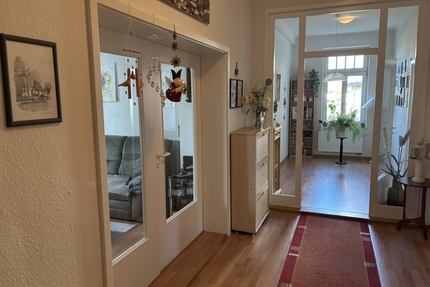 Traumhaft schöne 5-Zimmer Eigentumswohnung im Park in absoluter Bestlage am Waldrand - Coswig