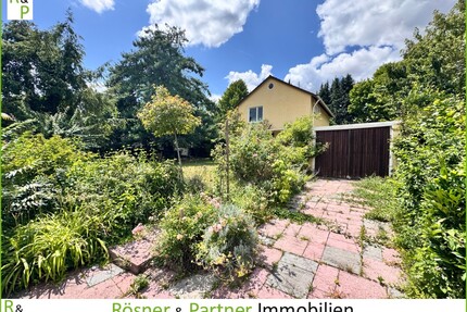 *Rosenberg, Ihre Gelegenheit! Abrissgrundstück in ruhiger Lage – Bebaubar mit EFH, DH o. 2-FH* - Hofheim Marxheim