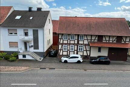Ronshausen, EFH + Nebengeb. - 260.000,00&nbsp;EUR Kaufpreis, ca.&nbsp; 160,00&nbsp;m&sup2;&nbsp;Wohnfl&auml;che in Ronshausen (PLZ: 36217)