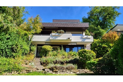 Unternehmer-Villa in Bestlage von Kronberg-Schönberg