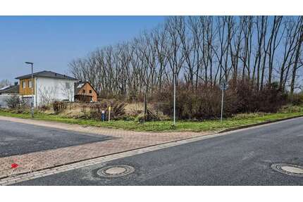 Bauträgerfreies Eckgrundstück in Schönefeld