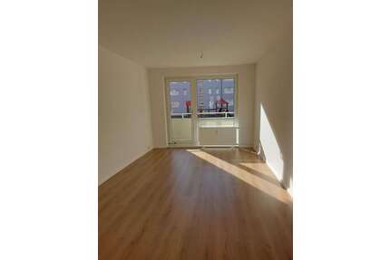 *Hochwertig sanierte 3-Raum-Wohnung mit Balkon in ruhiger Lage * - Leipzig