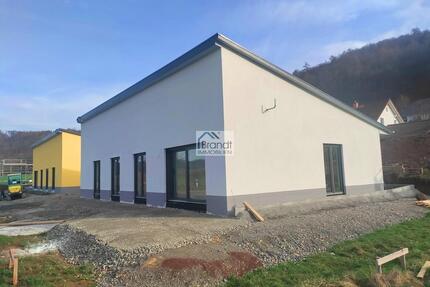 Schlüsselfertiger Seniorenbungalow! Geringe Energiekosten! Großzügig und hell! - Bad Sooden Allendorf