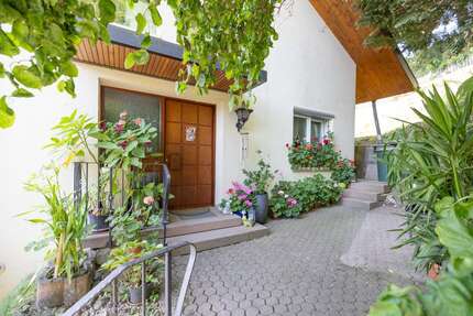 Haus zum Kaufen in Stockach Zizenhausen 539.000,00 € 240 m² - Stockach / Zizenhausen