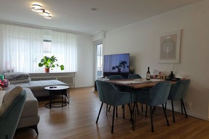 Provisionsfrei* Helle kernsanierte 2-Zimmer-Wohnung, Westbalkon, EBK, ruhige Lage - Altbach