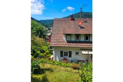 Verkauft - Schönes Landhaus mit Einliegerwohnung - Bad Wildbad