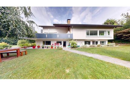 Exklusives, großes Einfamilienhaus in guter und ruhiger Ortsrand-Lage - Eisingen