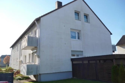 Gebotsverfahren: Erdgeschosswohnung (Erbbau) mit Garage in Hameln, OT Afferde