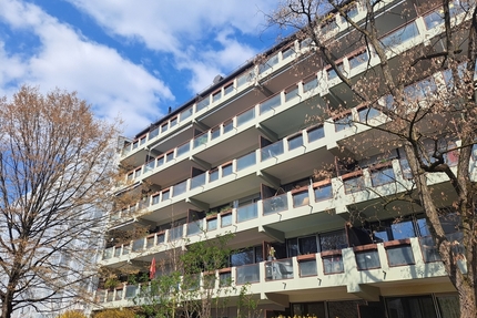 Helle 3-Zimmer-Wohnung in der obersten Etage in Neuhausen am Olympiapark-Süd - München