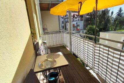 Großzügige Stadtwohnung, vermietet und mit Aufzug - Zwickau Pölbitz