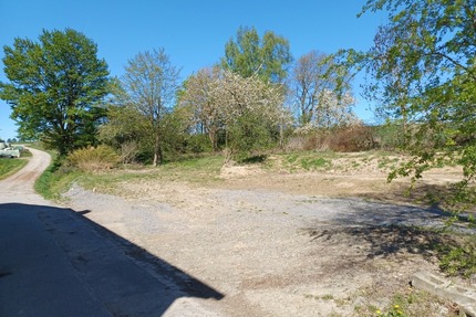 nach Abriss unbebautes Grundstück in ruhiger Lage in dörflicher Umgebung im Weserbergland - Vahlbruch